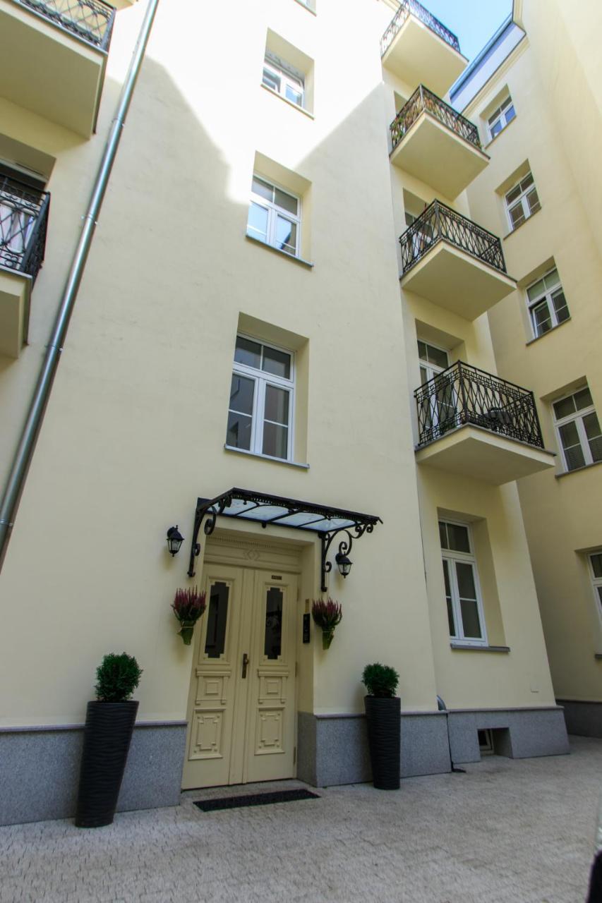 Rental Apartments Wilcza Warsaw Ngoại thất bức ảnh
